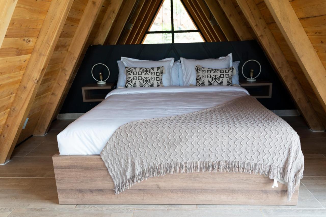 Gretel Chalets Suizo Guatape Bagian luar foto