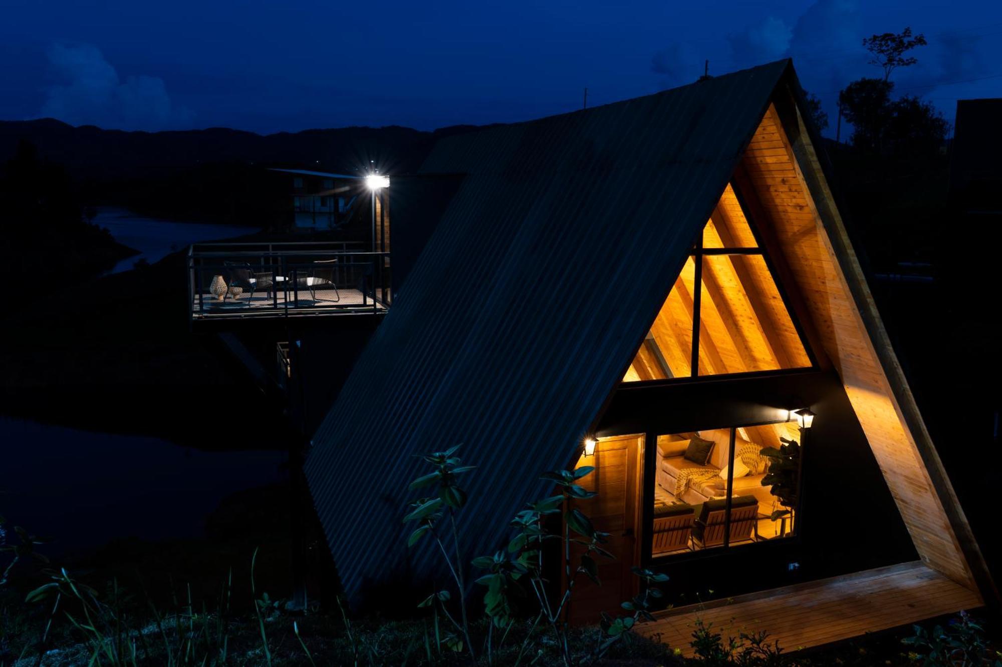 Gretel Chalets Suizo Guatape Bagian luar foto