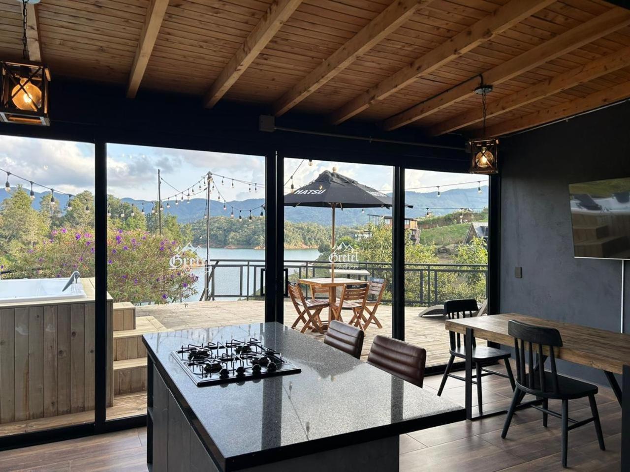 Gretel Chalets Suizo Guatape Bagian luar foto